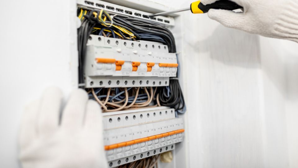 teljesítménybővítés nagyobb elosztódoboz