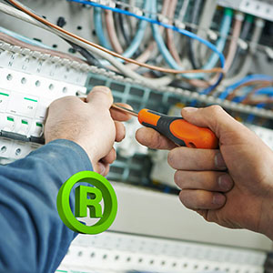 Regisztrált villanyszerelő Budapesten munkavégzés közben